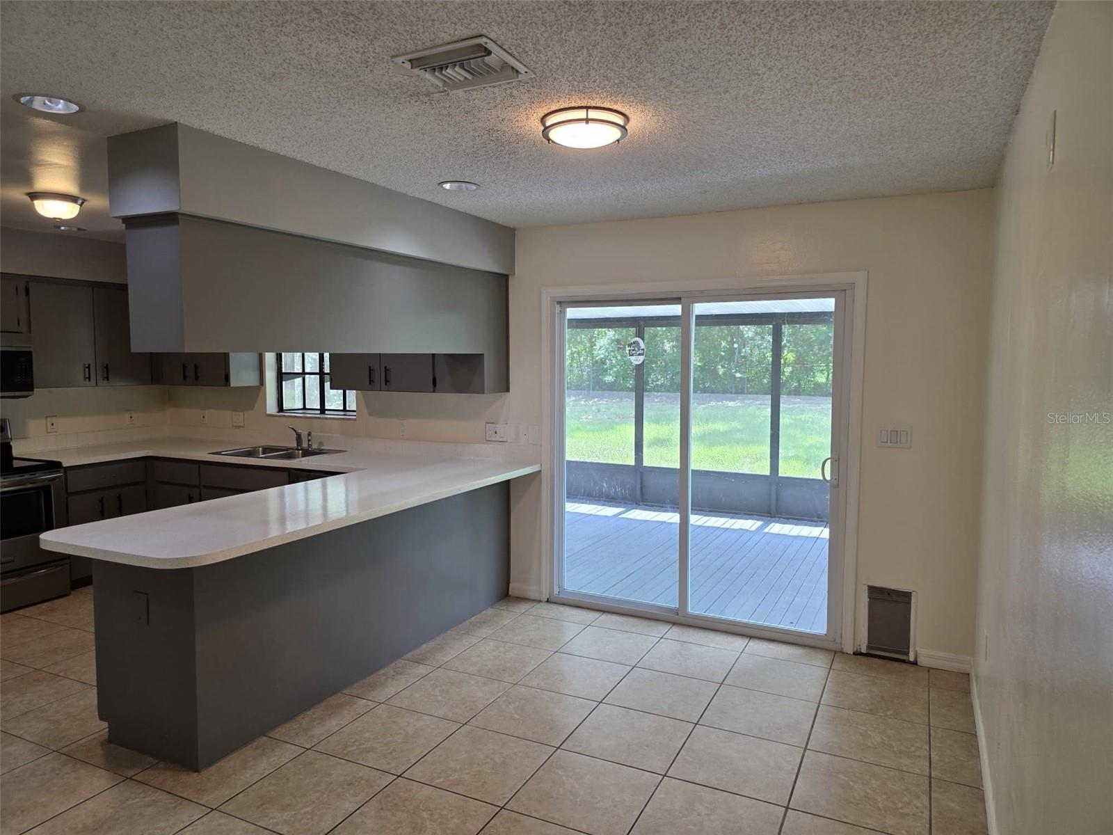 UNPLATTED - Residential Lease