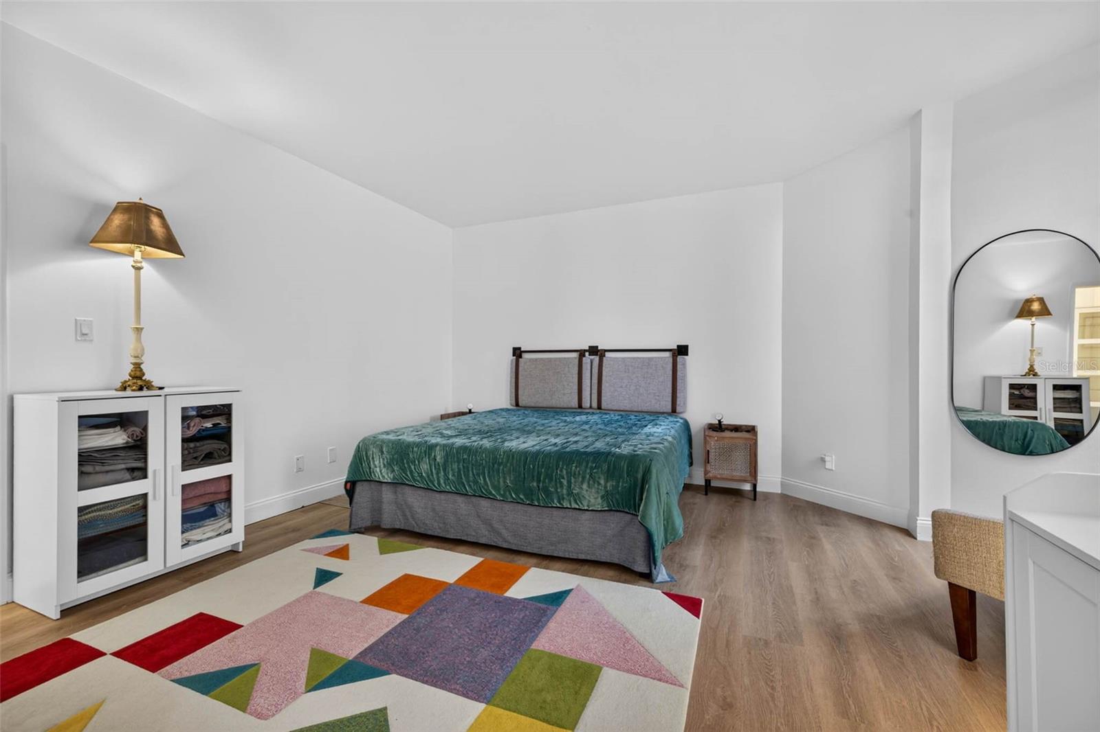 CAMELOT OAKS CONDO - Residential