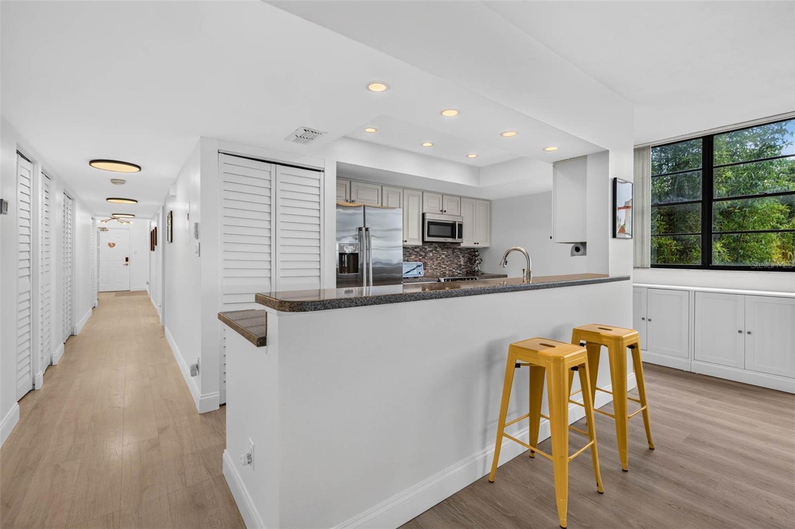 CAMELOT OAKS CONDO - Residential