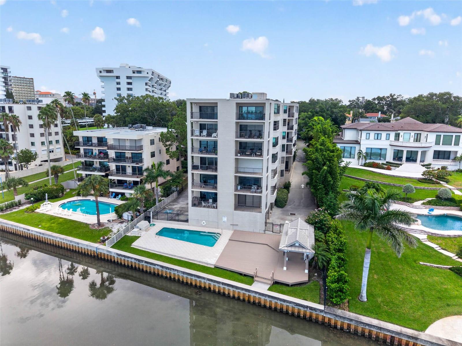 CAMELOT OAKS CONDO - Residential