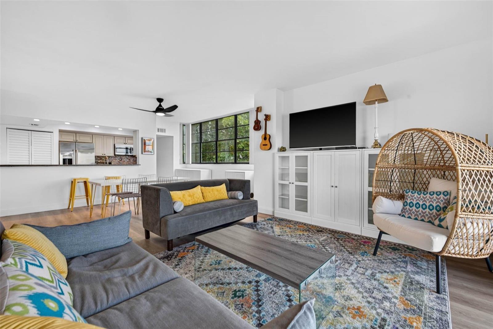 CAMELOT OAKS CONDO - Residential