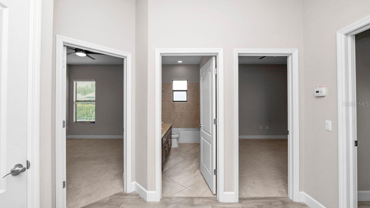 SOUTHERN OAKS - Residential