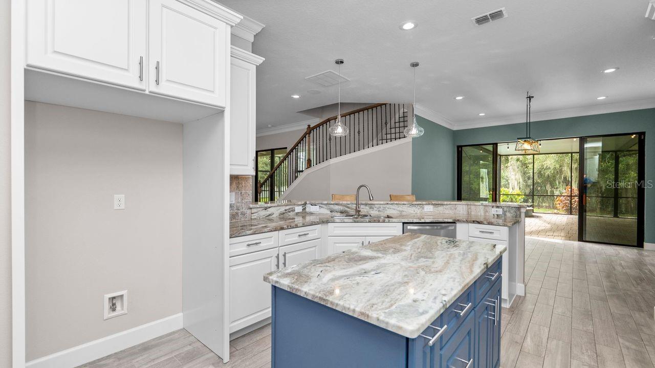 SOUTHERN OAKS - Residential