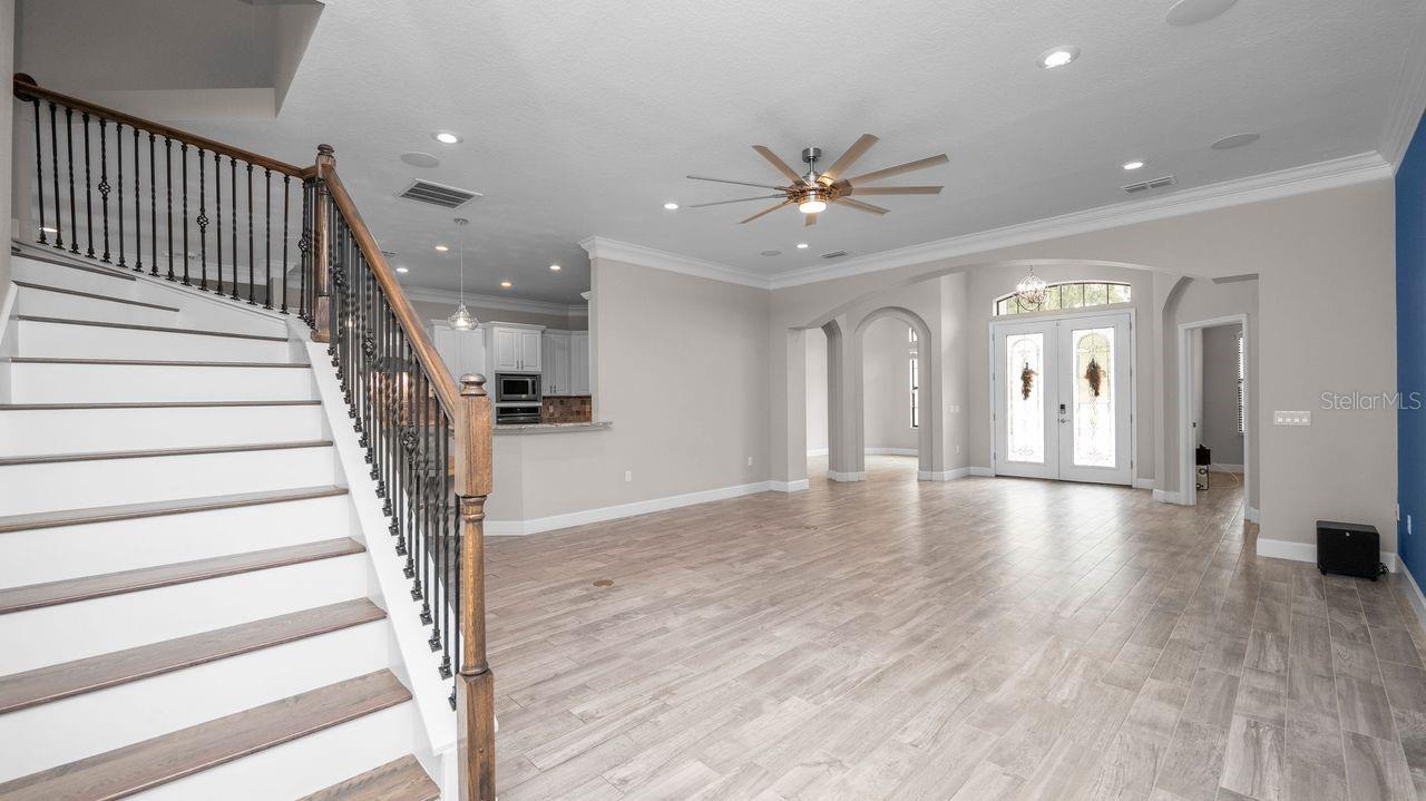 SOUTHERN OAKS - Residential