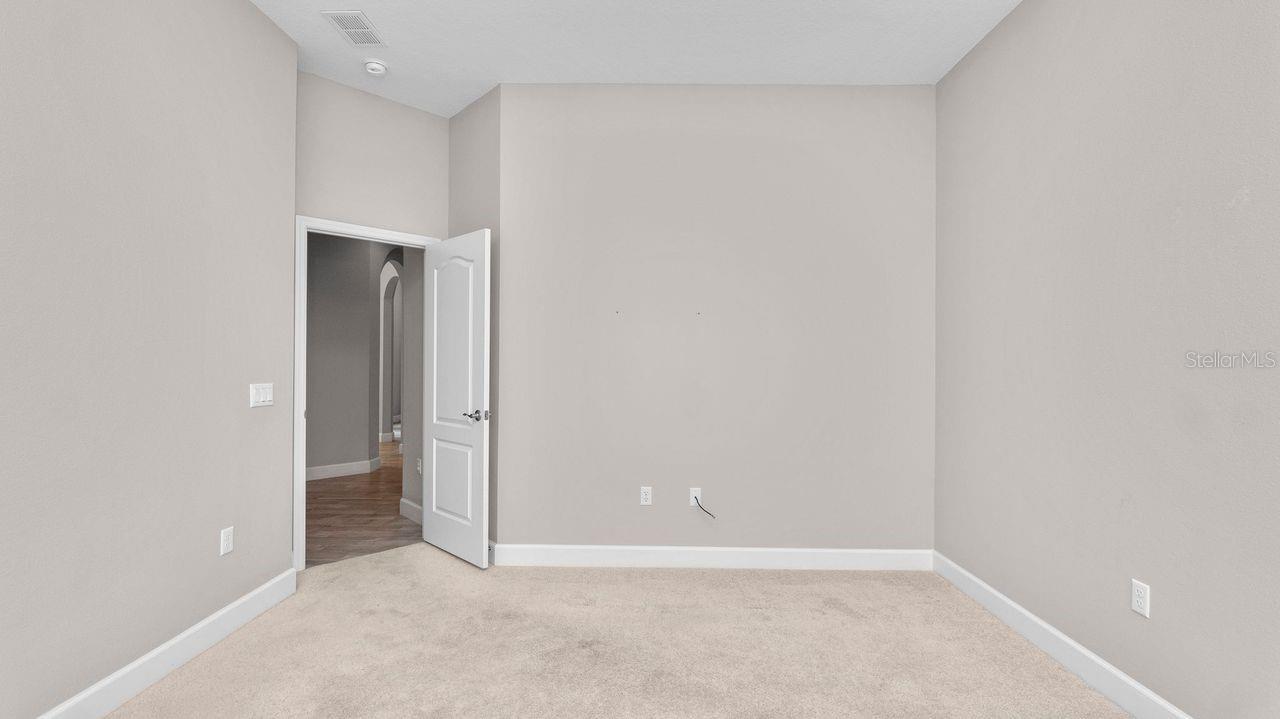 SOUTHERN OAKS - Residential