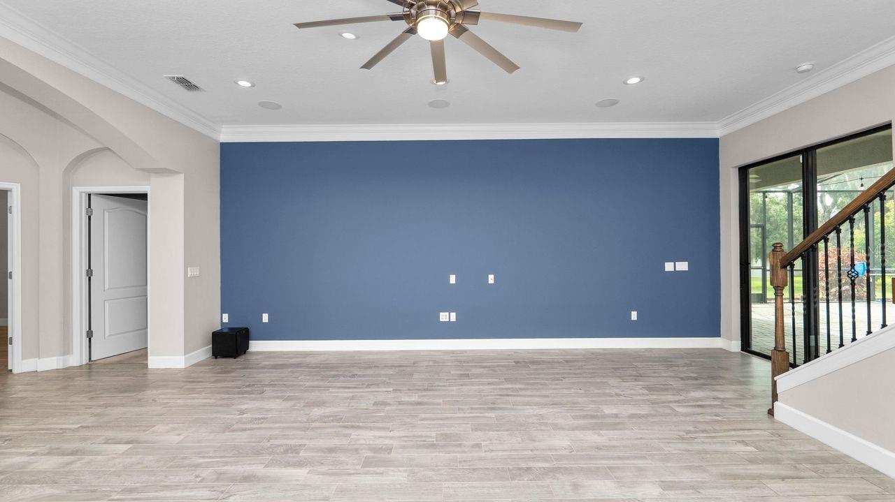 SOUTHERN OAKS - Residential