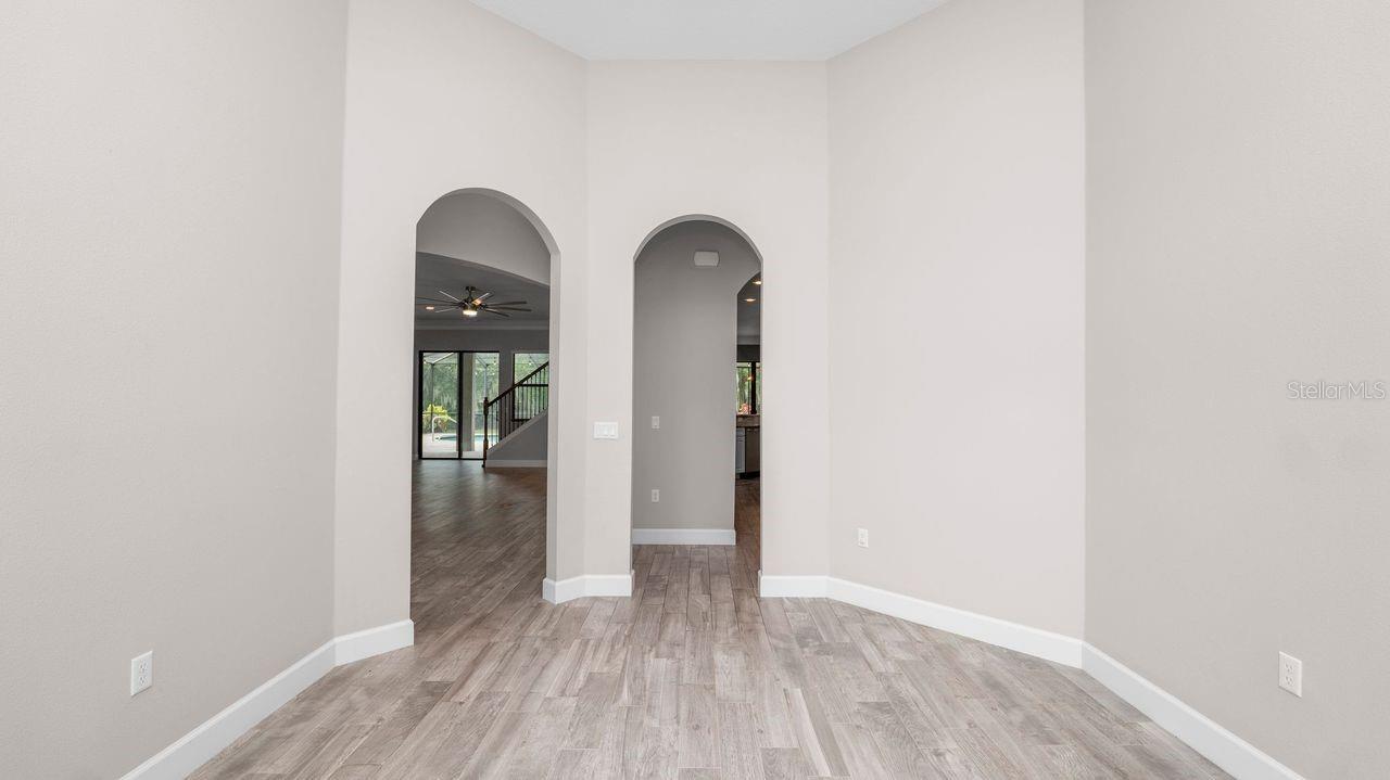 SOUTHERN OAKS - Residential