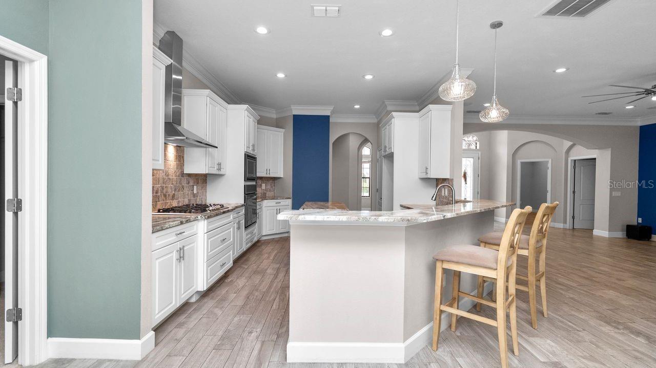 SOUTHERN OAKS - Residential