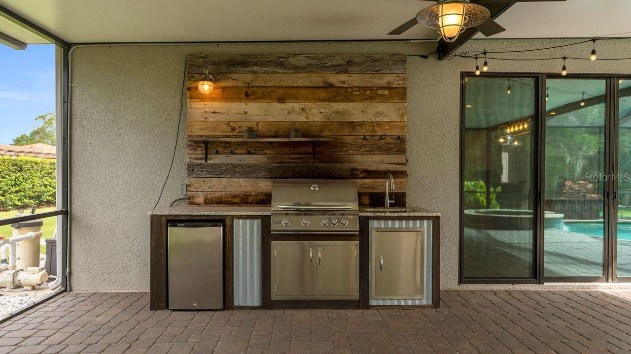 SOUTHERN OAKS - Residential