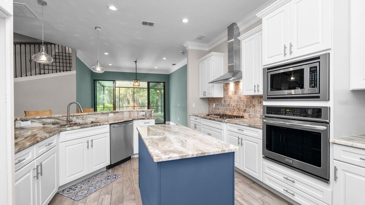 SOUTHERN OAKS - Residential