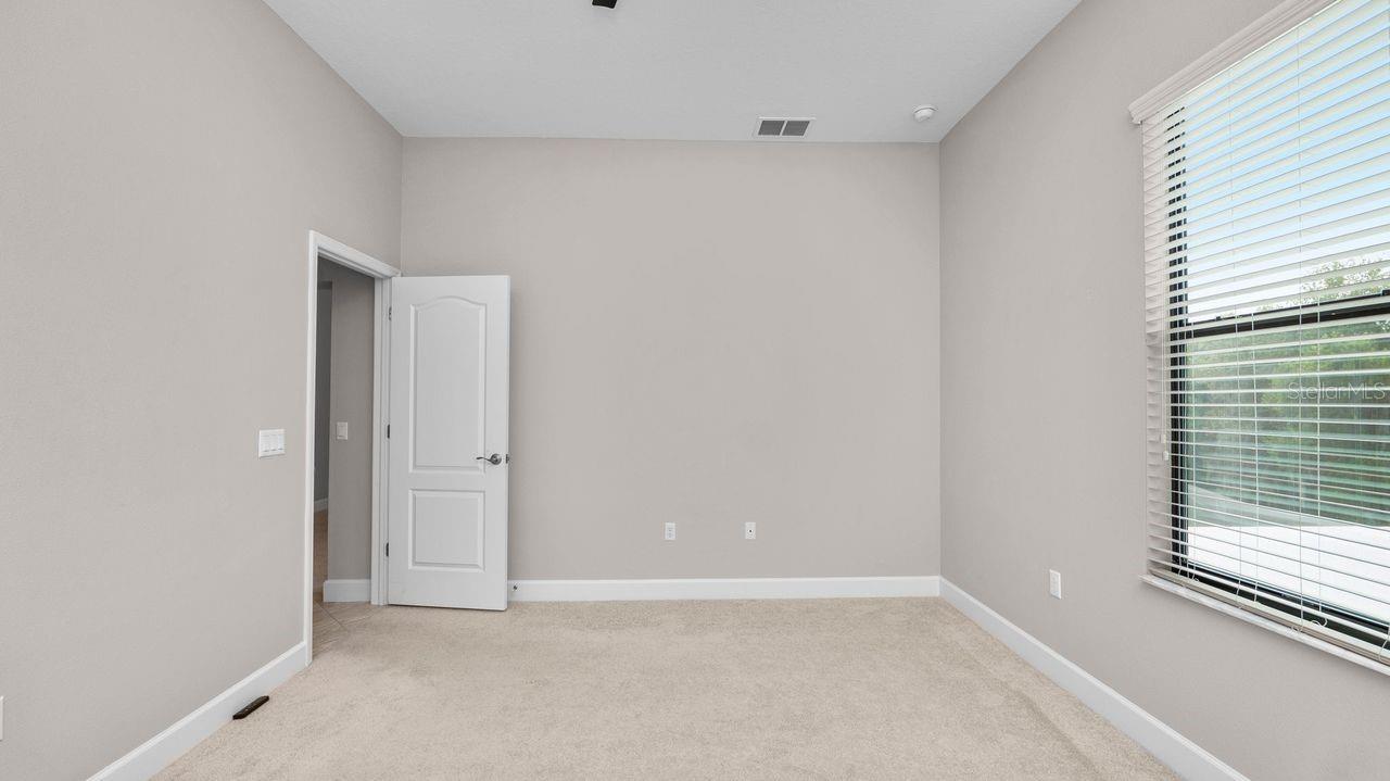 SOUTHERN OAKS - Residential