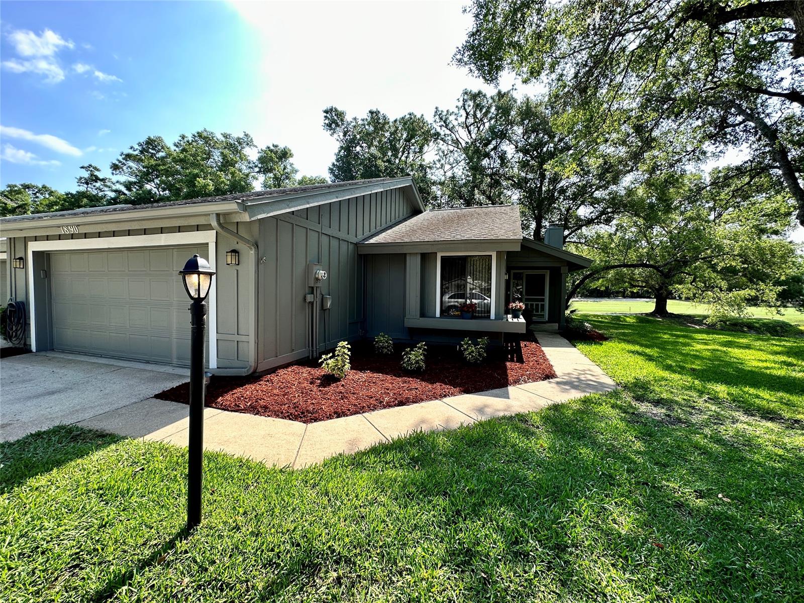 Spruce Creek Golf Villas Condo Ph 01-04 Units 01-5 - Residential