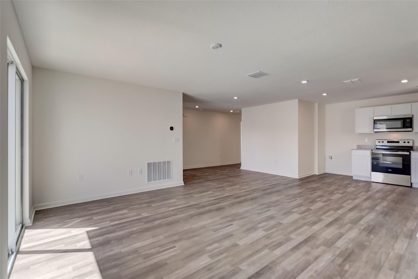 LAKEWOOD PARK - Residential