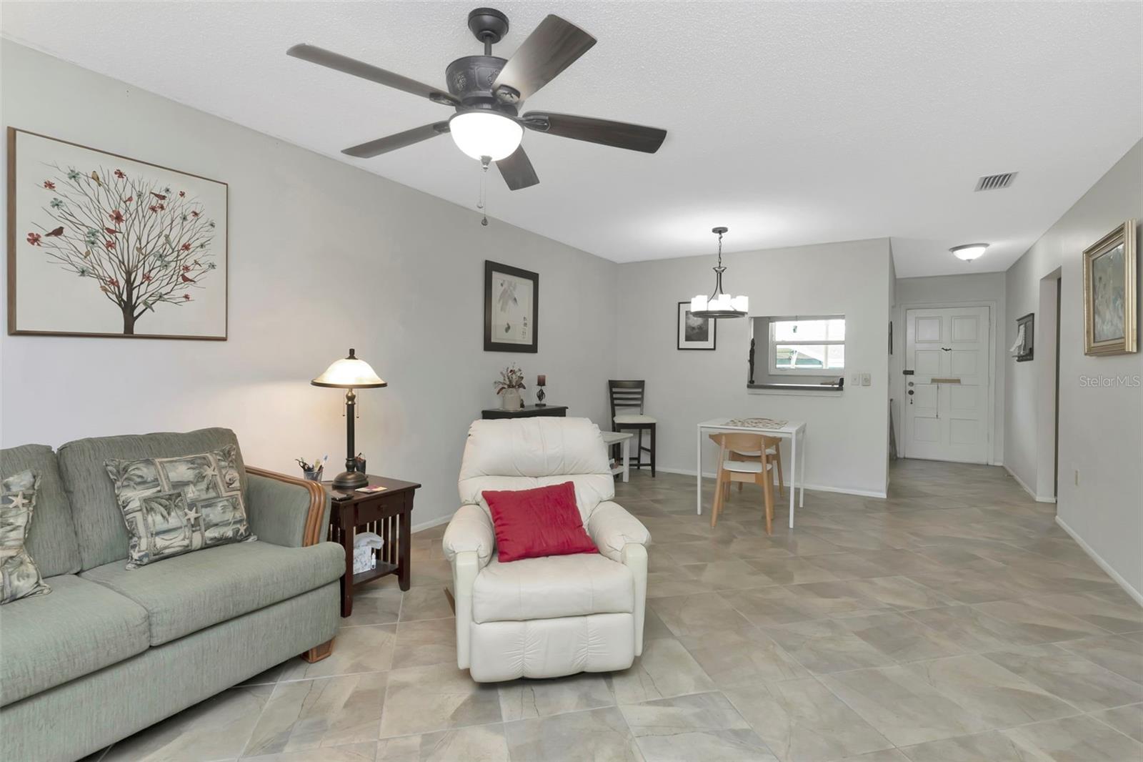 HEATHER HILL APTS - Residential
