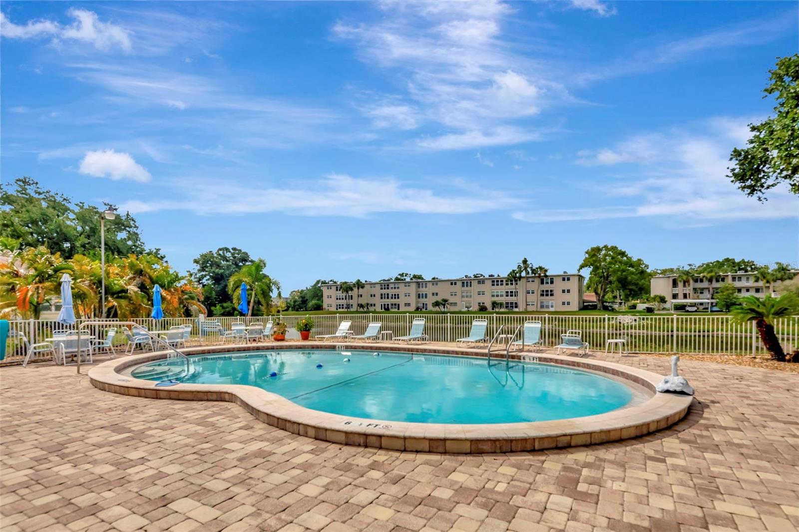 HEATHER HILL APTS - Residential
