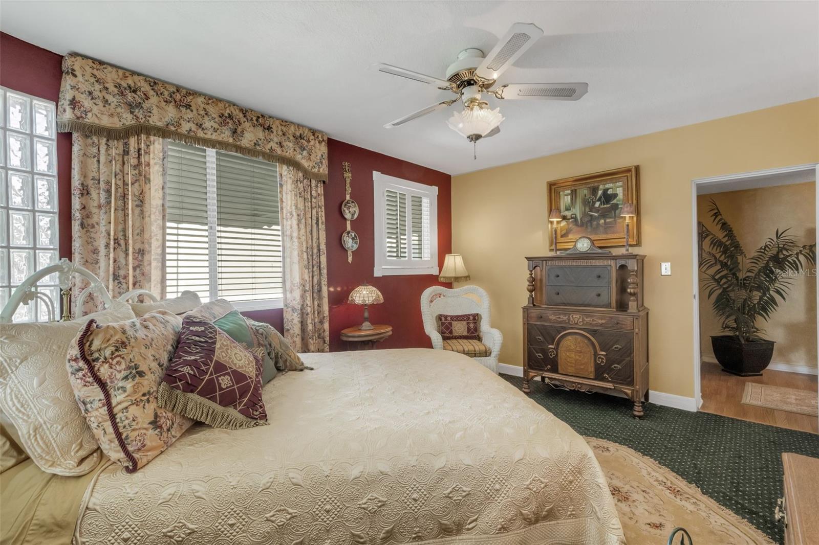 HIAWATHA HEIGHTS - Residential