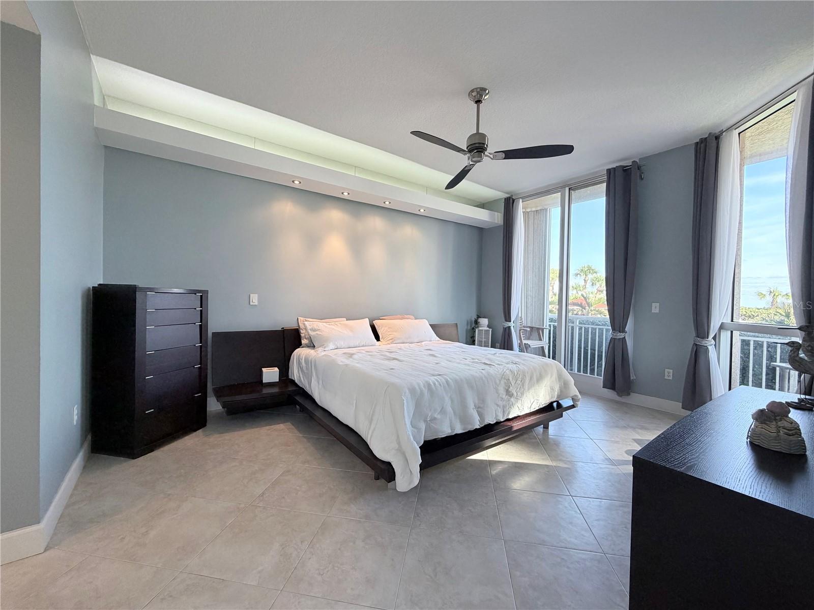 HIBISCUS-BY-THE-SEA CONDOMINIUM BLDG 2 UNIT 104 - Residential