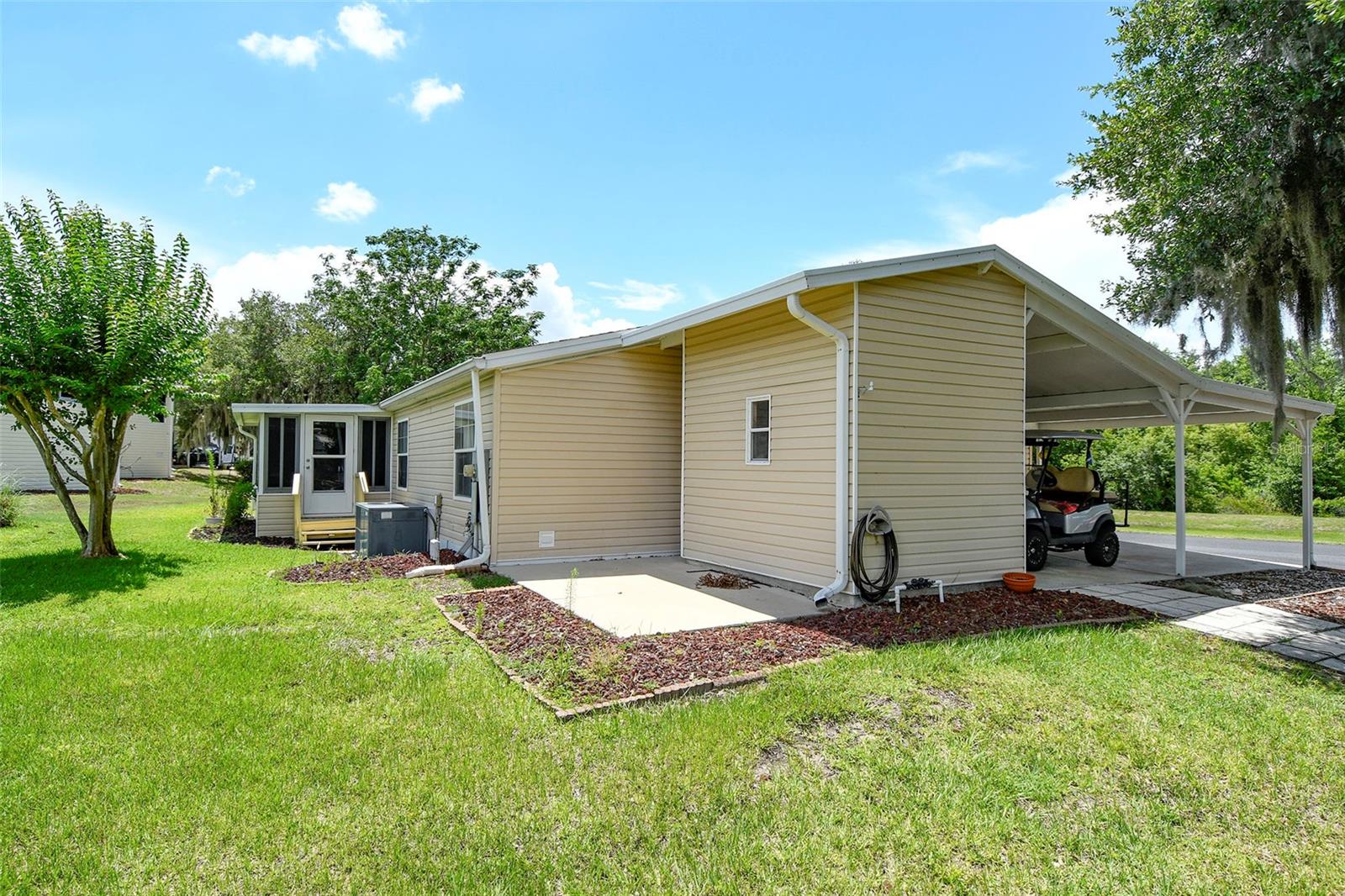 LAKE YALE ESTATES - Residential