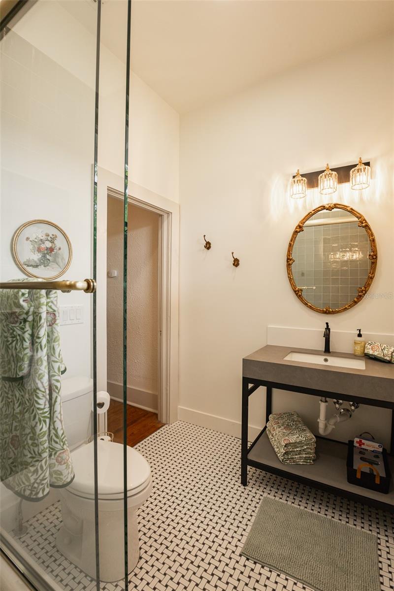 CALDWELLS ADD LTS B & M MAGNOLIA PLACE - Residential Lease