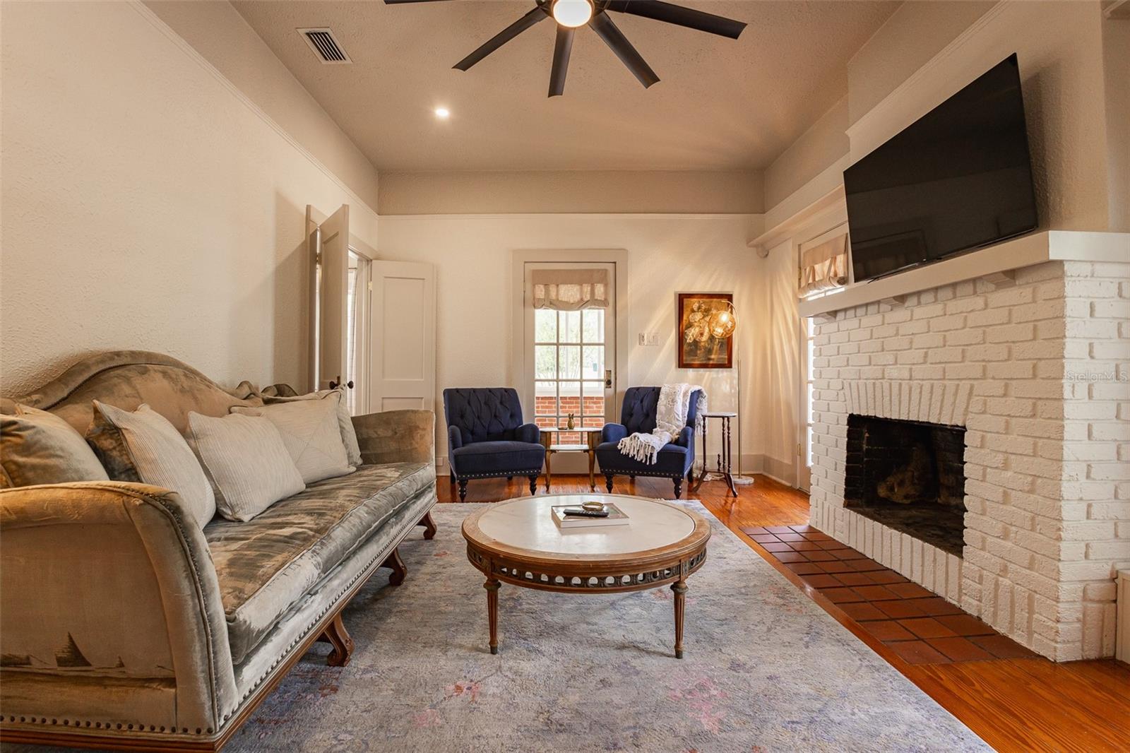 CALDWELLS ADD LTS B & M MAGNOLIA PLACE - Residential Lease