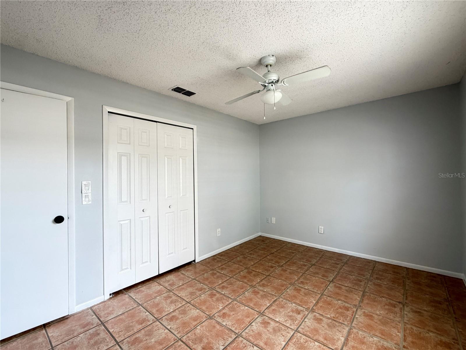 HUNTERS TRACE - Residential