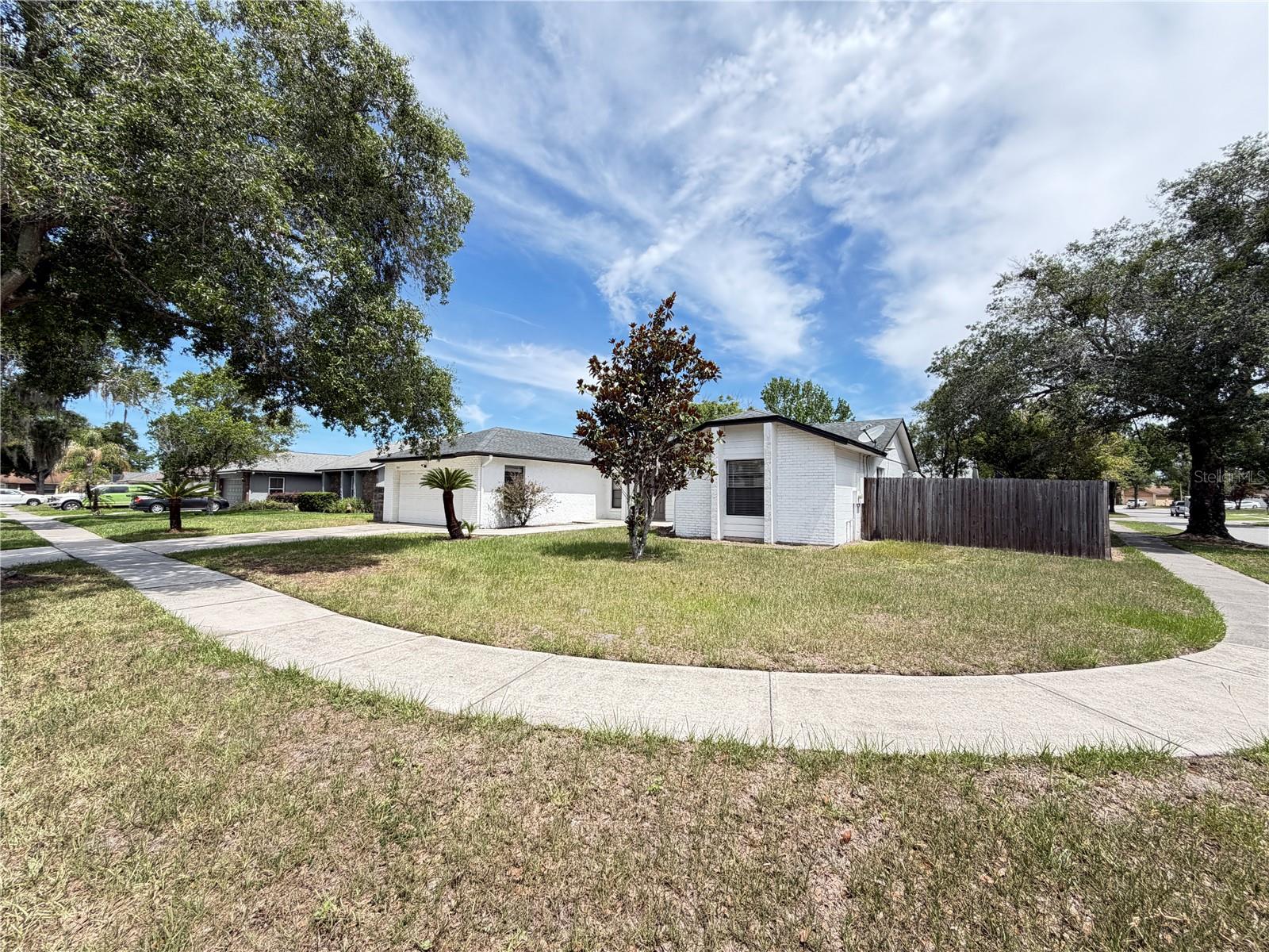 HUNTERS TRACE - Residential