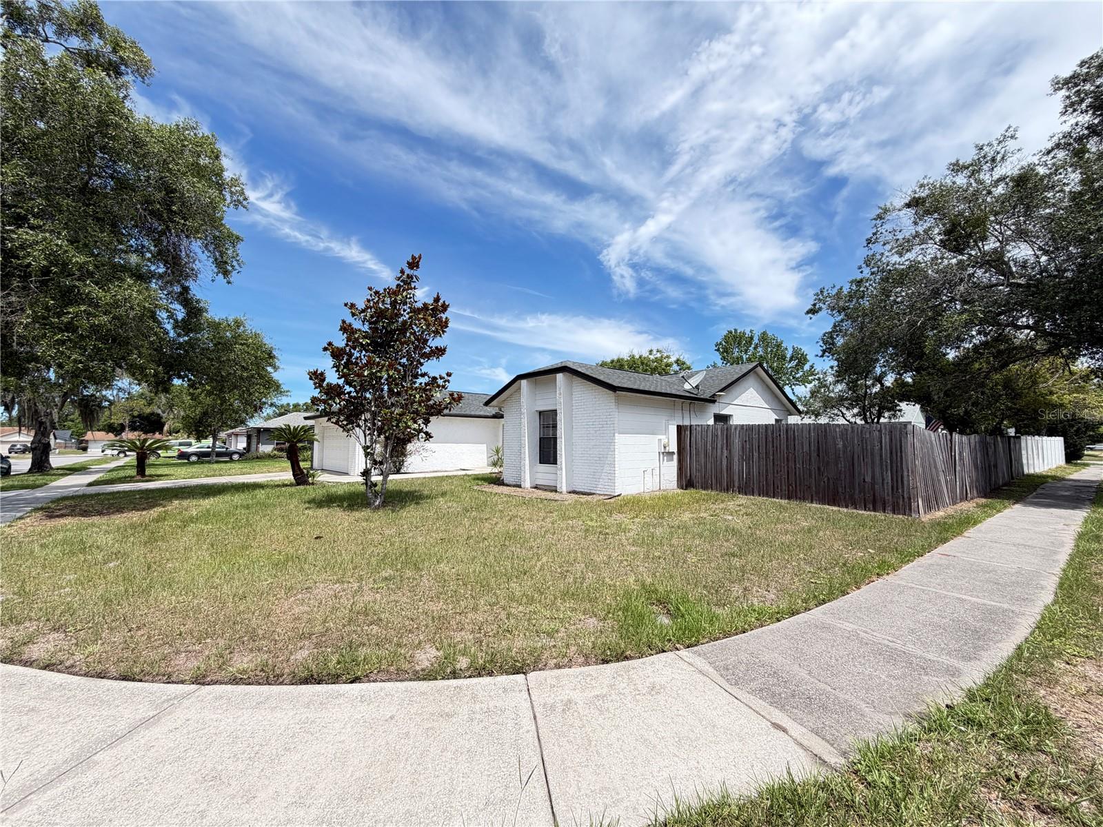 HUNTERS TRACE - Residential