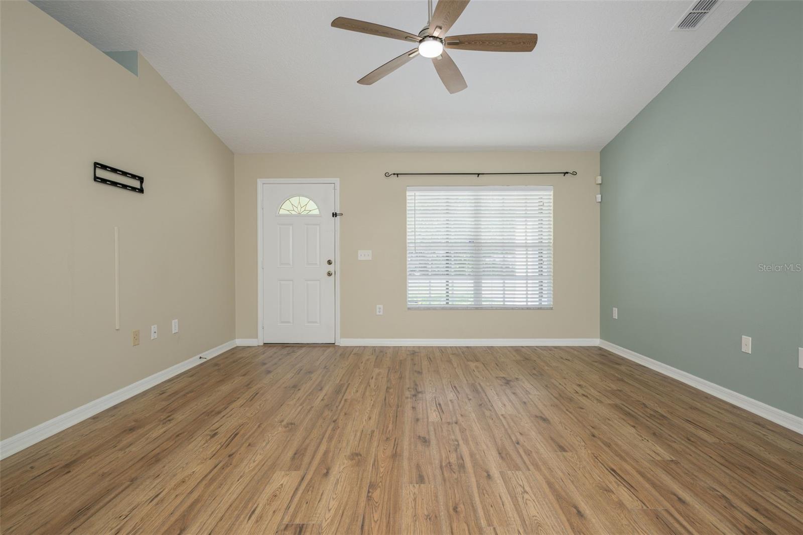 WEST HLNDS 02 - Residential
