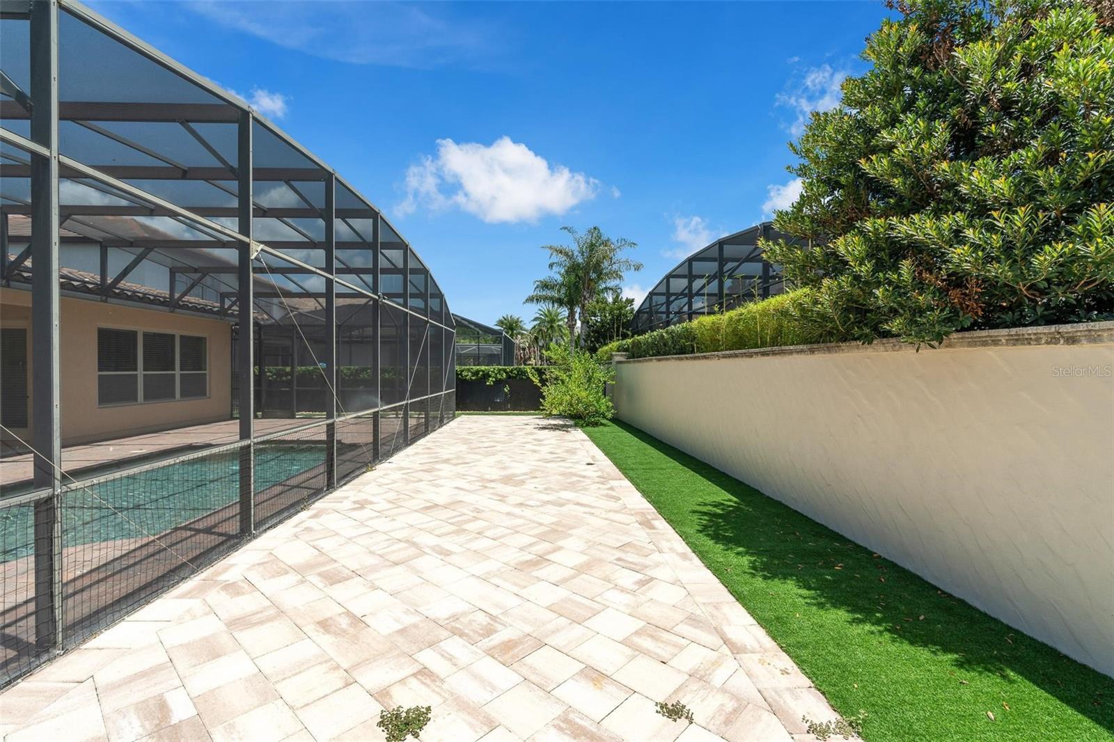 CASA DEL LAGO-REPLAT - Residential