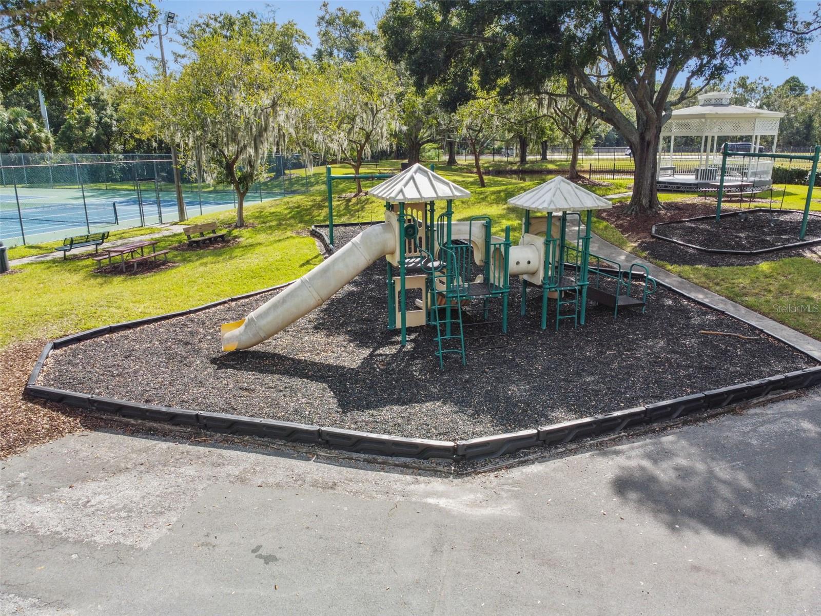 RIVERGLEN UNIT 6 PH 2 & U - Residential