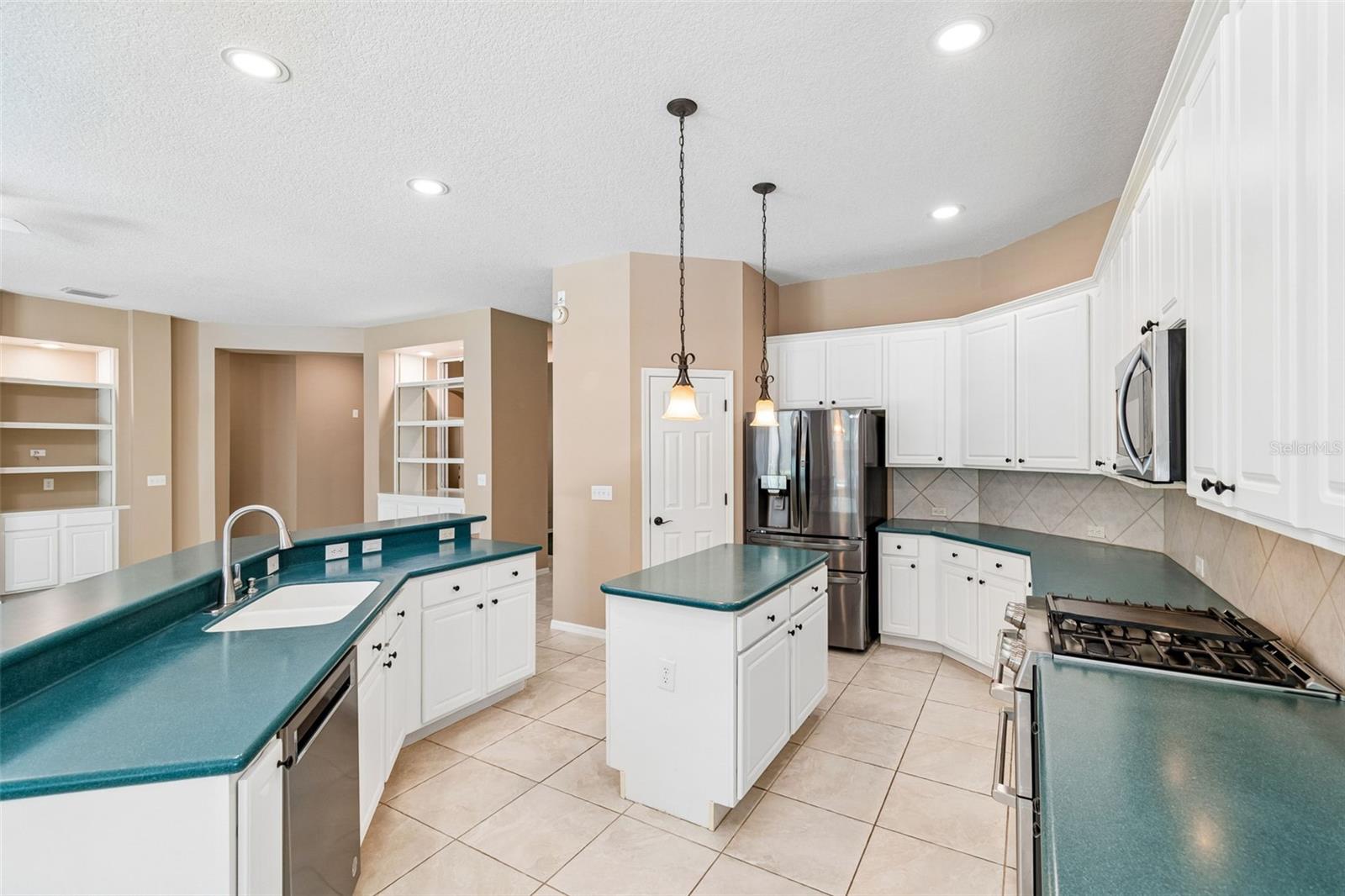 RIVERGLEN UNIT 6 PH 2 & U - Residential