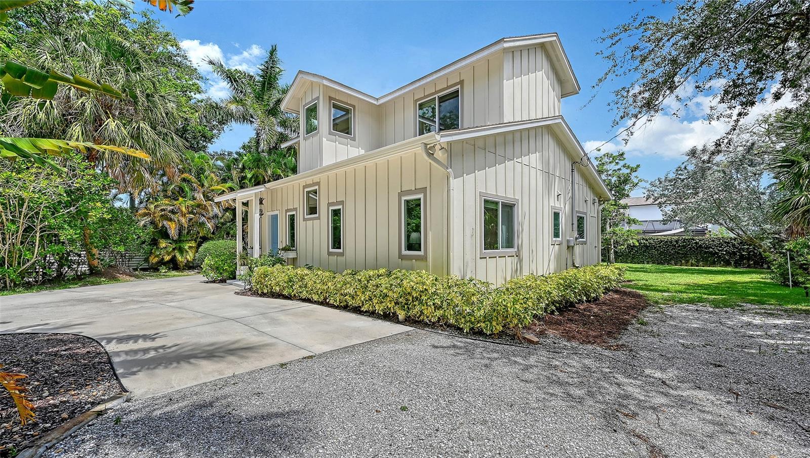 JOHNSON ESTATES - Residential