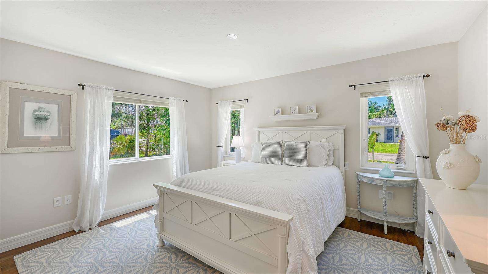 JOHNSON ESTATES - Residential