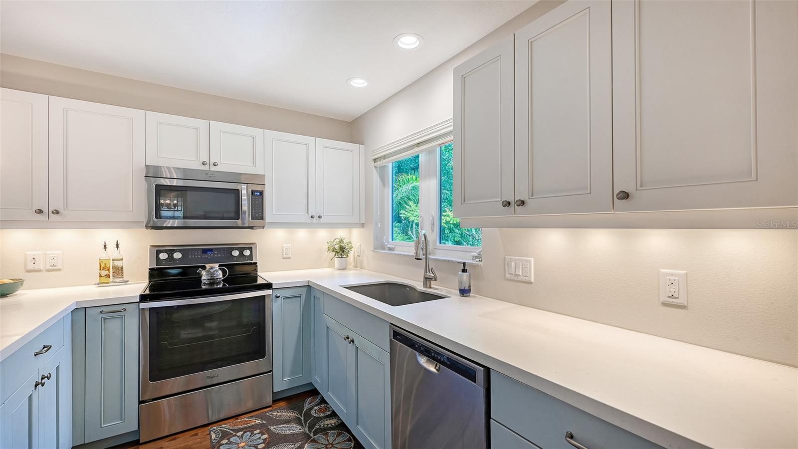 JOHNSON ESTATES - Residential