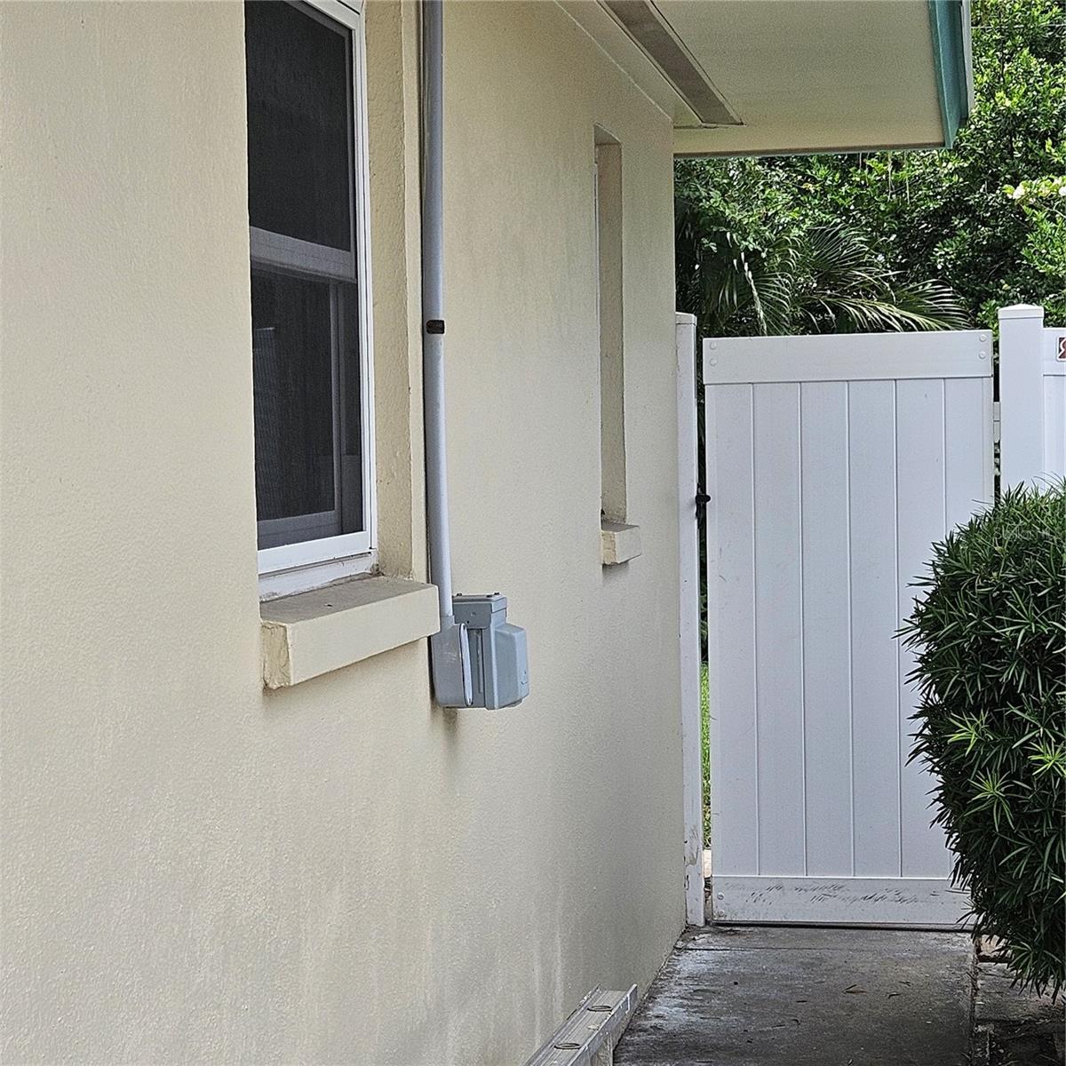 OAKHURST GROVES - Residential
