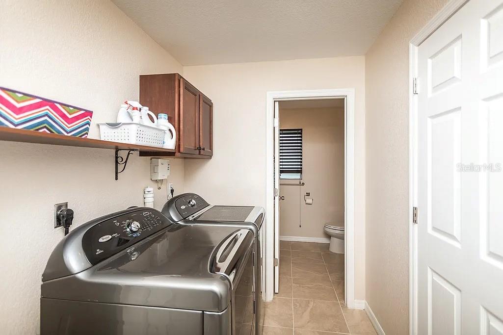OAKHURST GROVES - Residential
