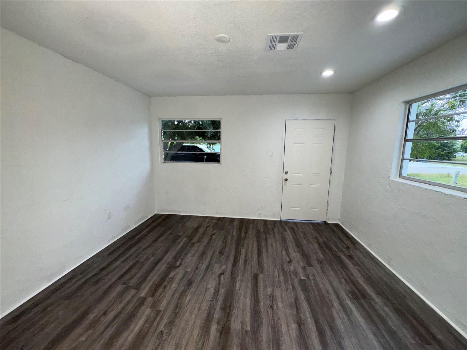 TRABUES ADD - Residential
