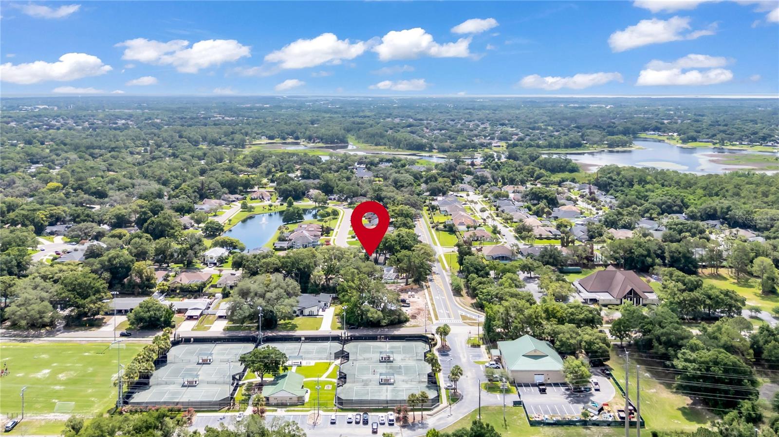 COUNTRY CLUB OAKS - Residential