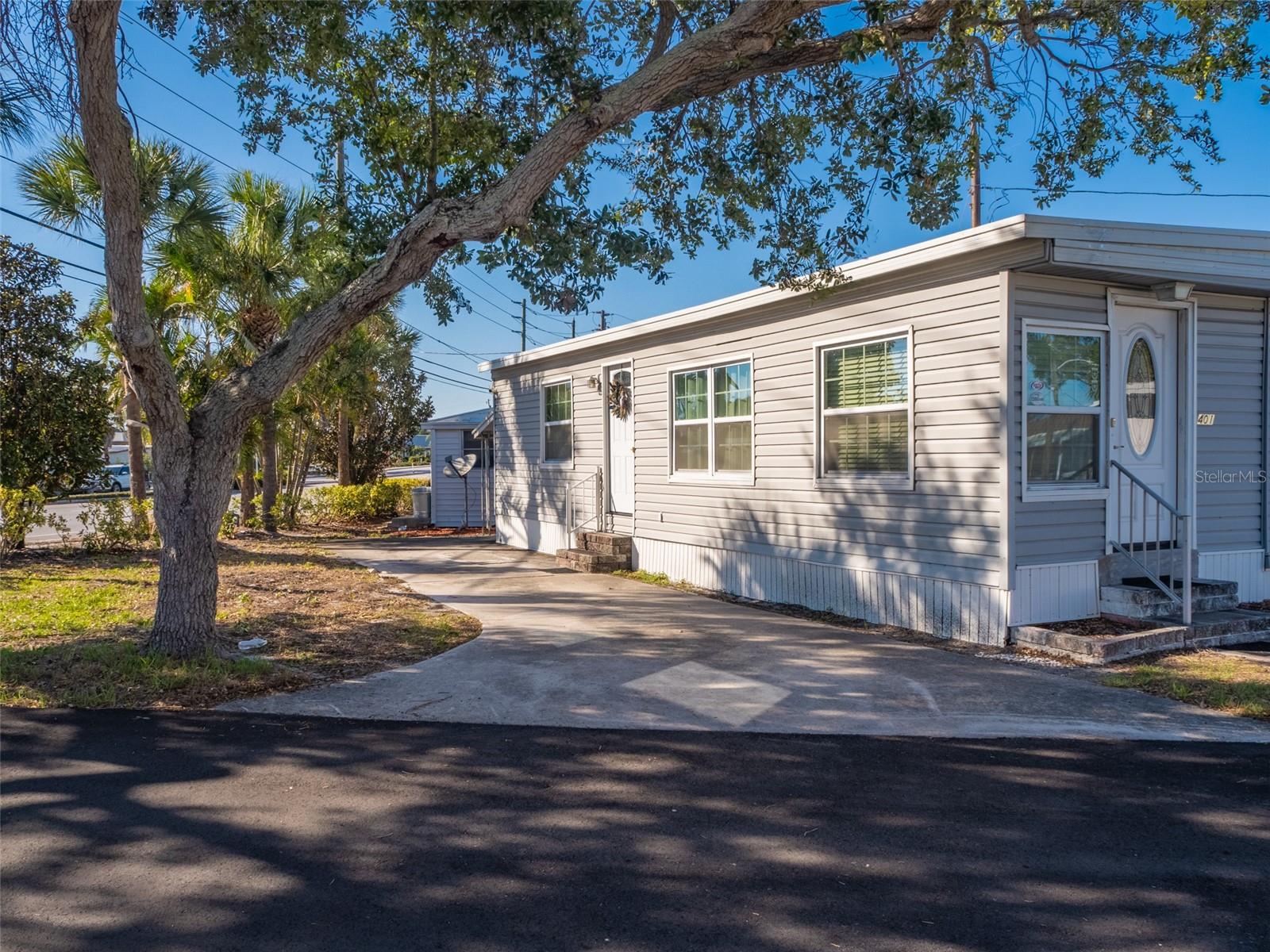 LAKE SEMINOLE ESTATES MOBILE HOME PARK UNREC - Residential