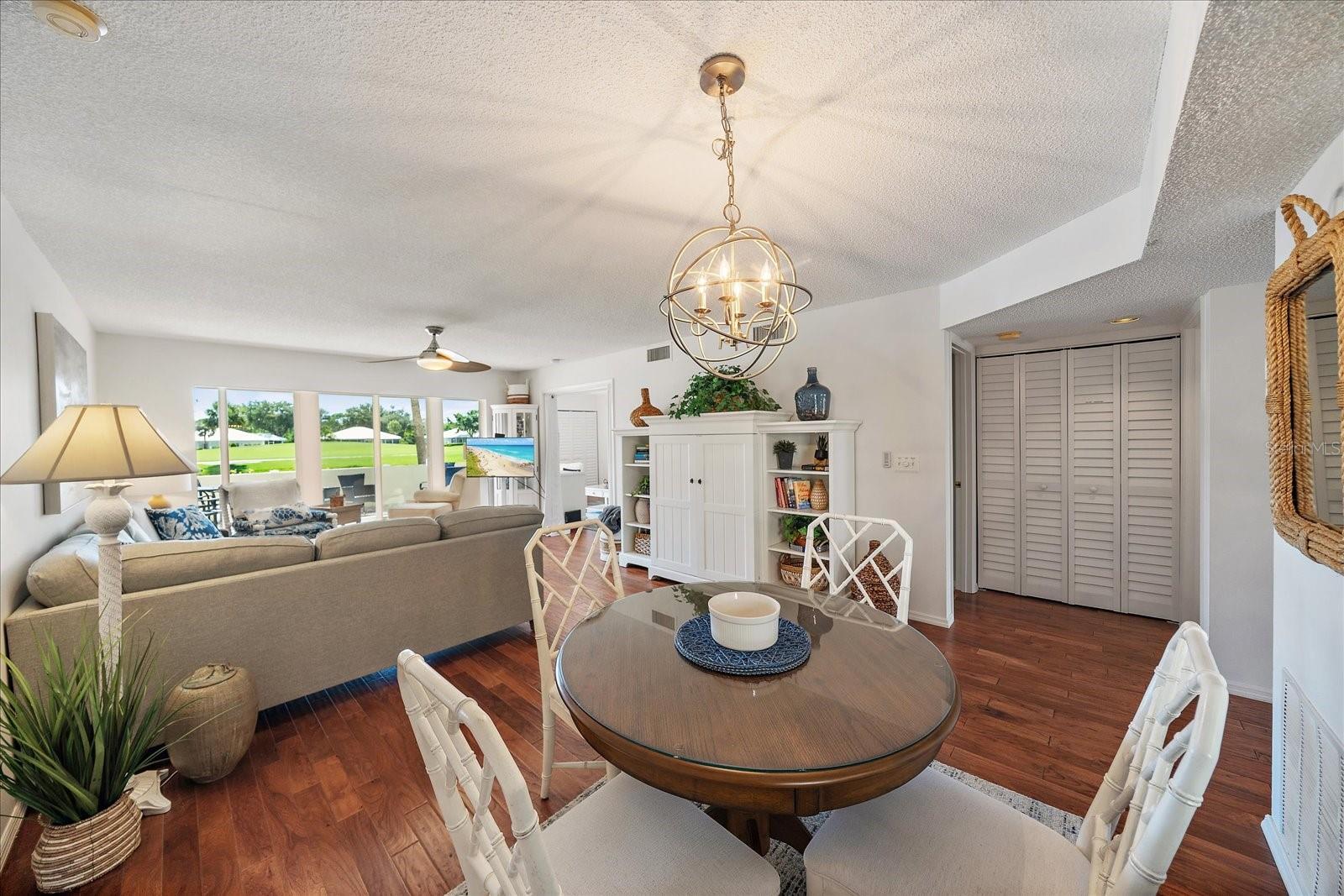 FARMINGTON VISTAS - Residential