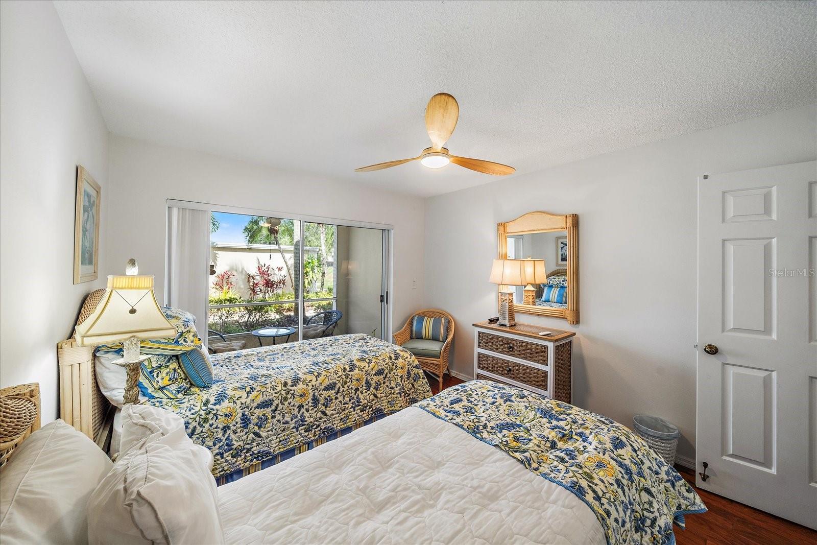FARMINGTON VISTAS - Residential