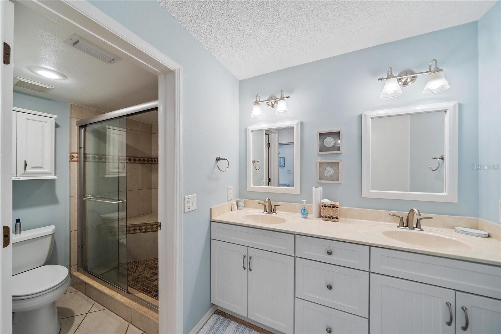 FARMINGTON VISTAS - Residential