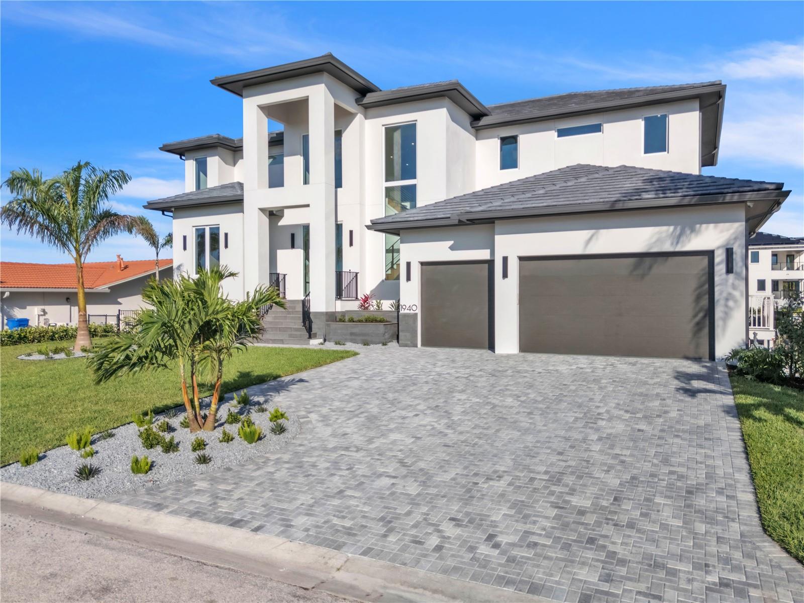 VENETIAN ISLES - Residential