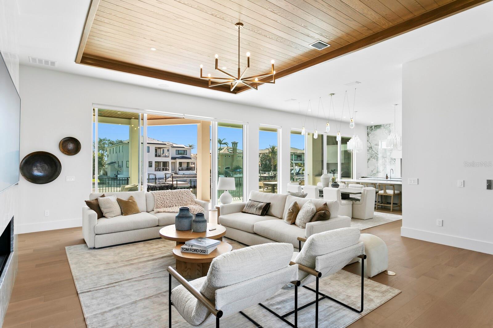 VENETIAN ISLES - Residential