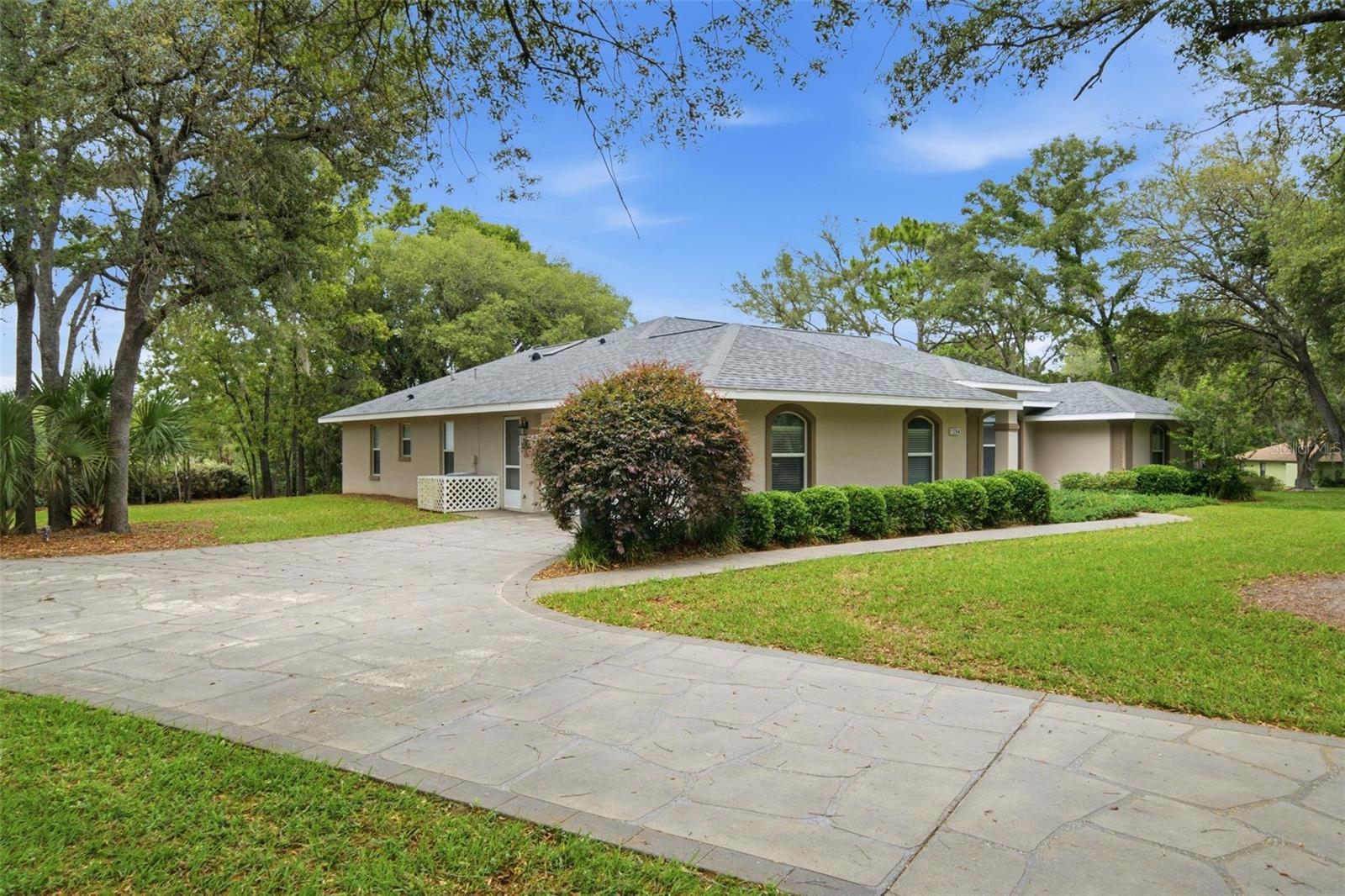 CAMBRIDGE GREENS CITRUS HILLS - Residential