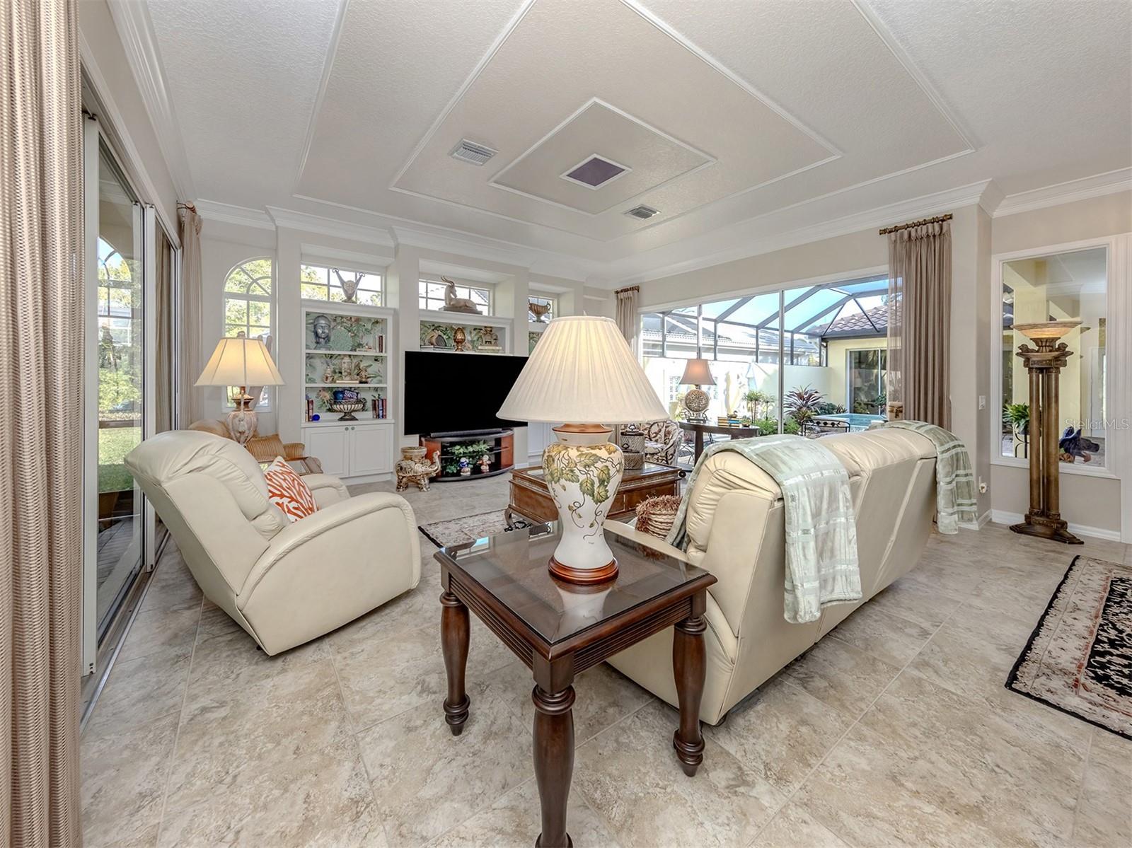 VENICE GOLF & COUNTRY CLUB - Residential
