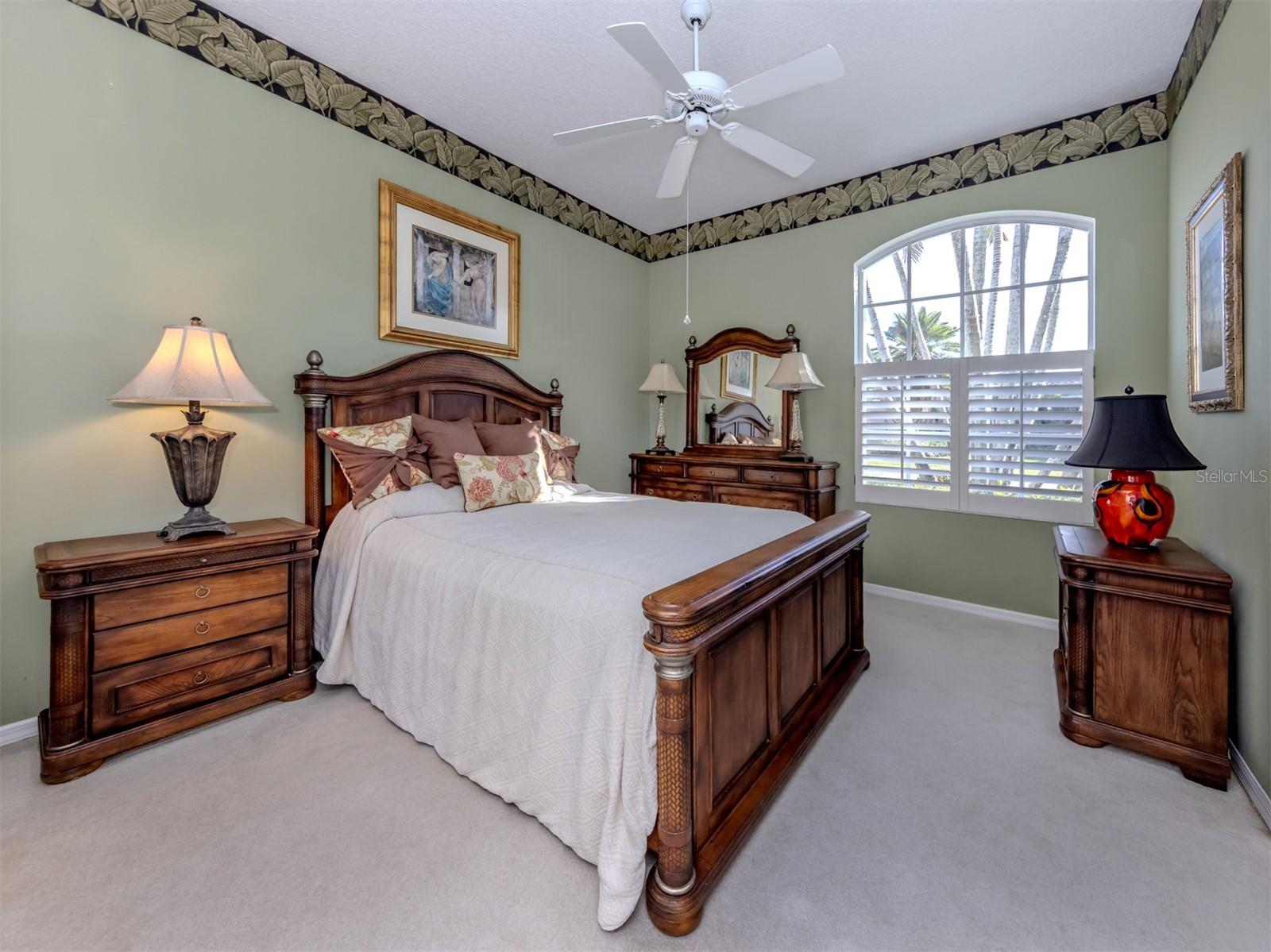 VENICE GOLF & COUNTRY CLUB - Residential