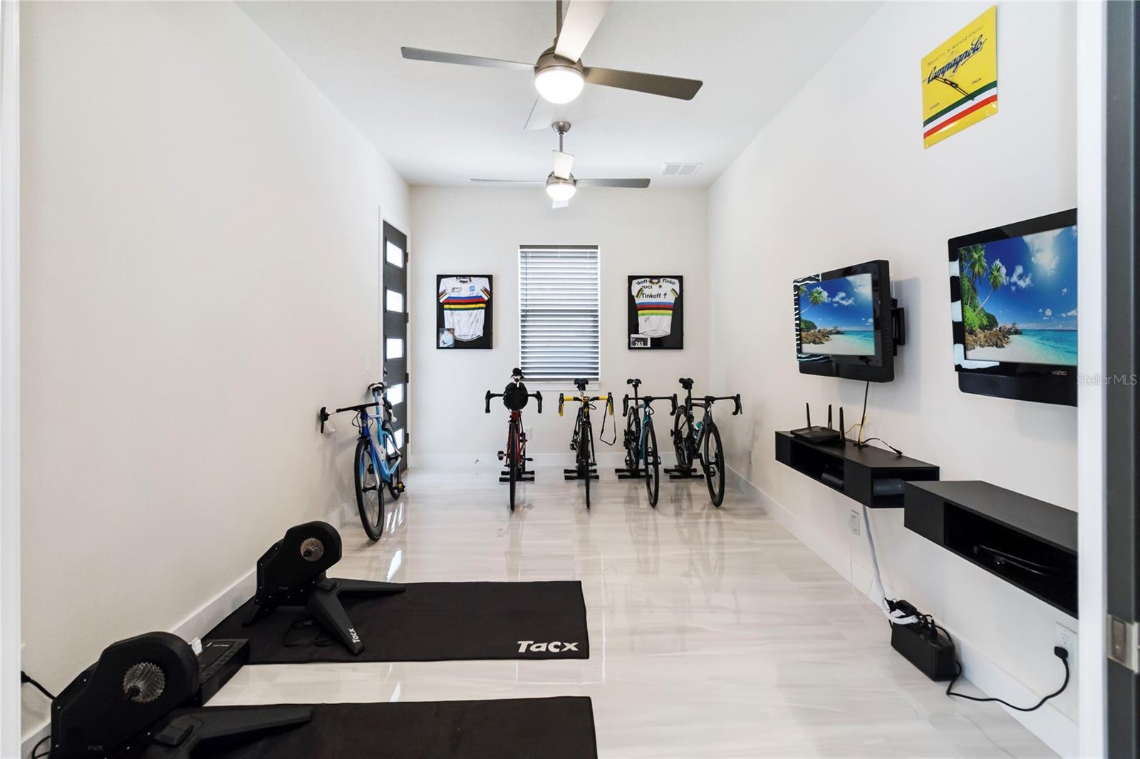 SWEETWATER UN 1 - Residential