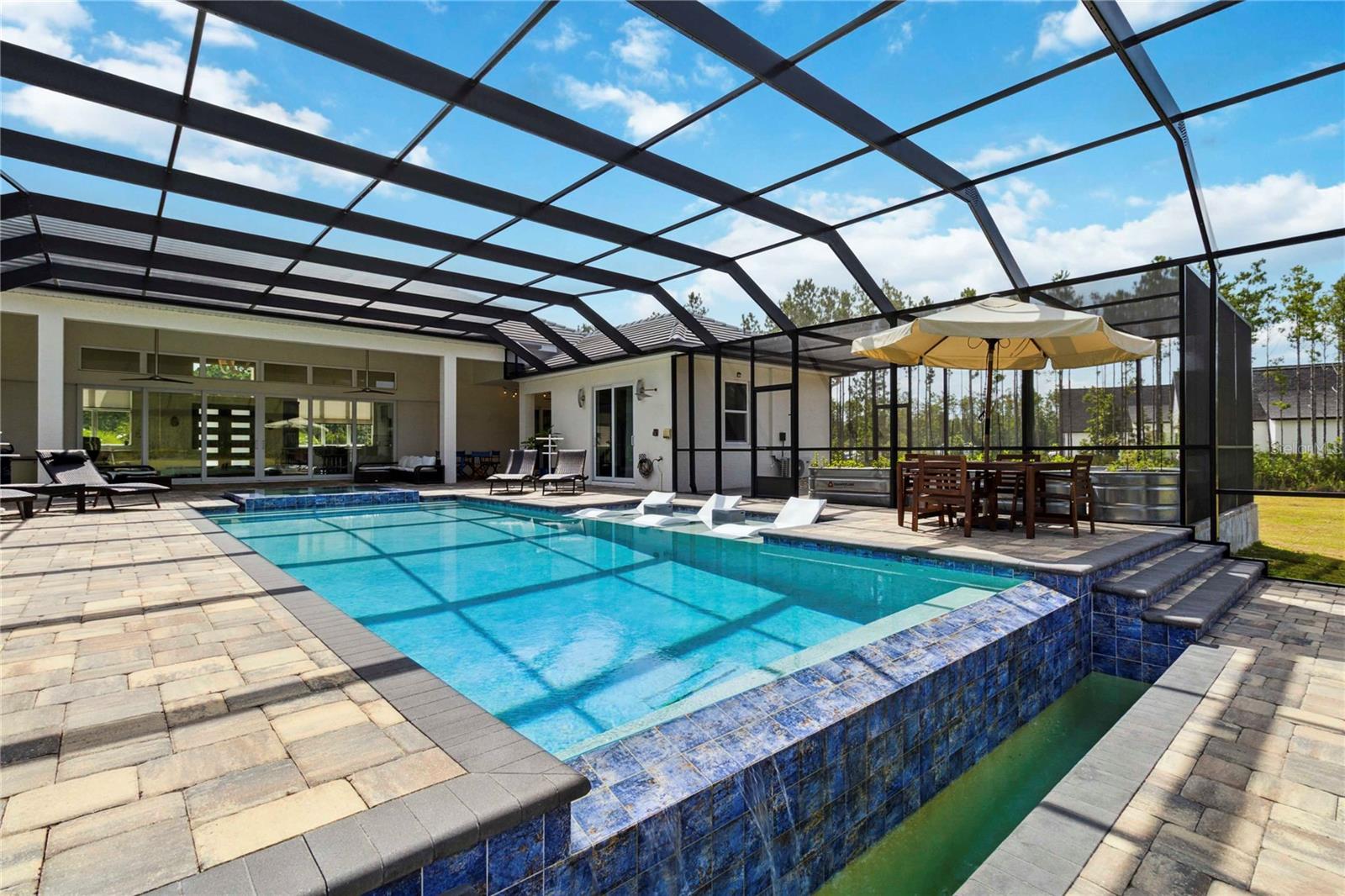 SWEETWATER UN 1 - Residential