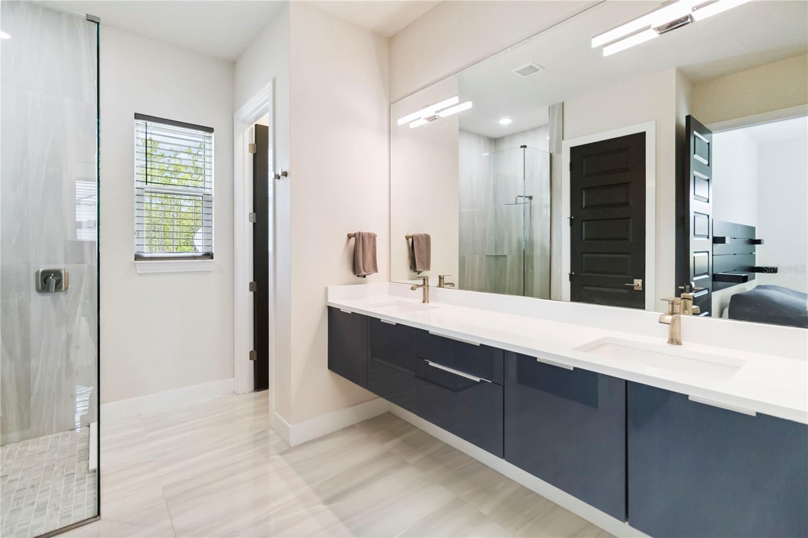 SWEETWATER UN 1 - Residential